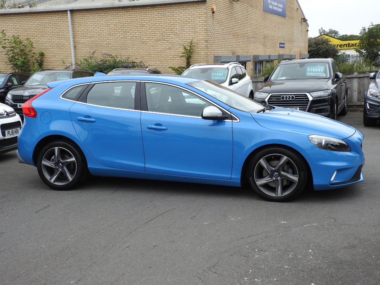 Volvo V40