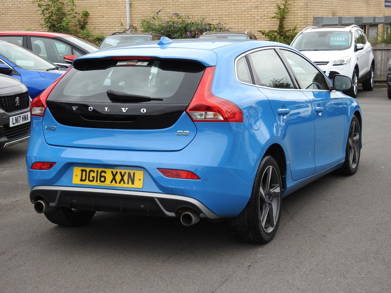 Volvo V40