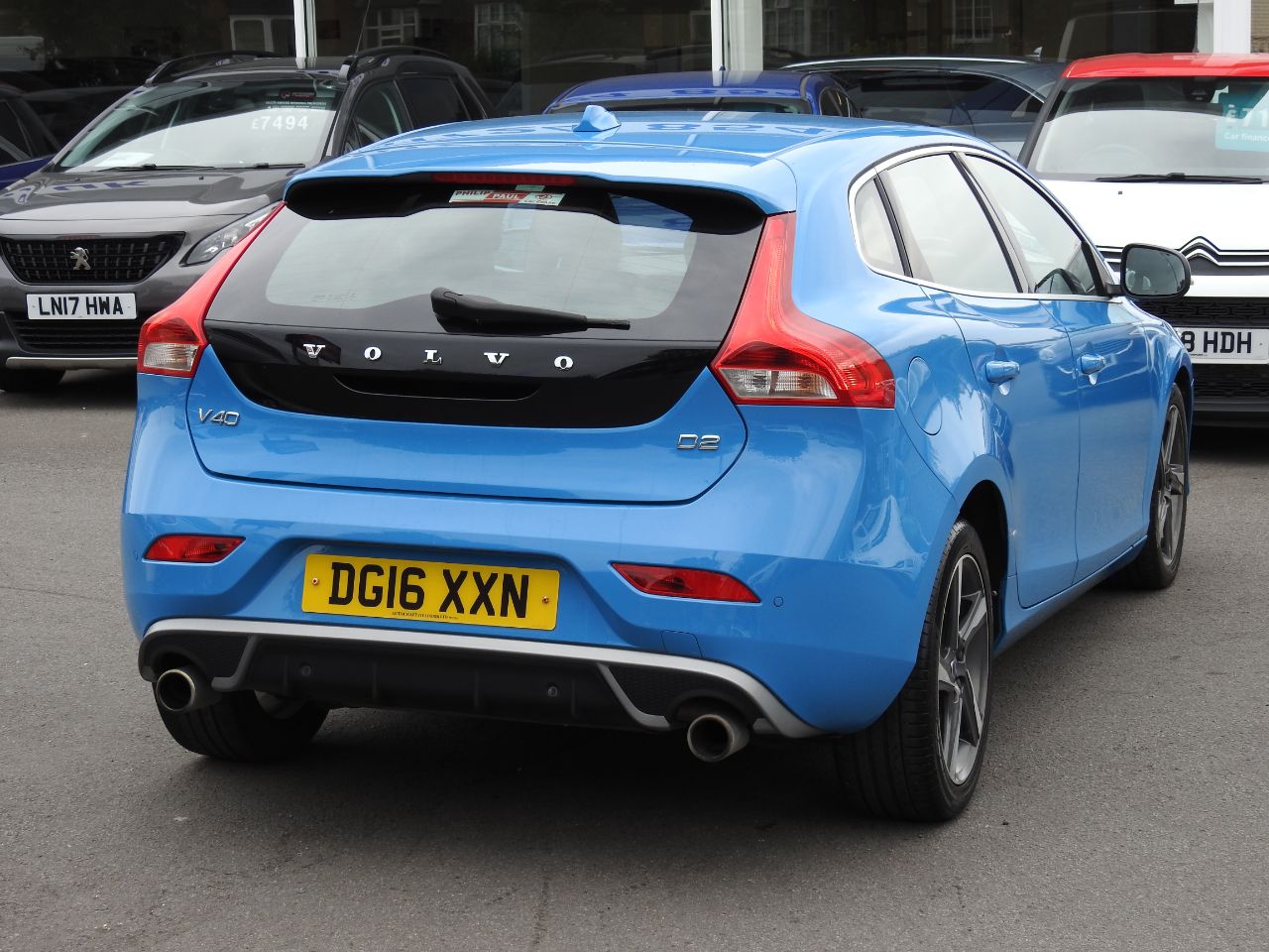 Volvo V40
