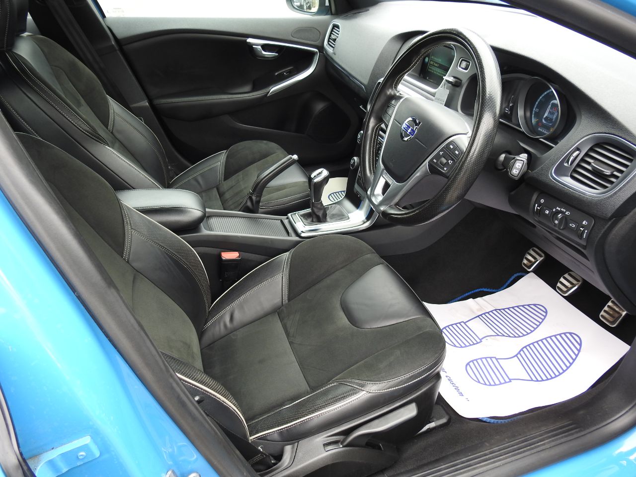 Volvo V40