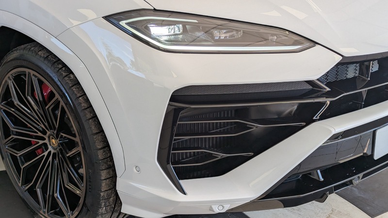 Lamborghini URUS