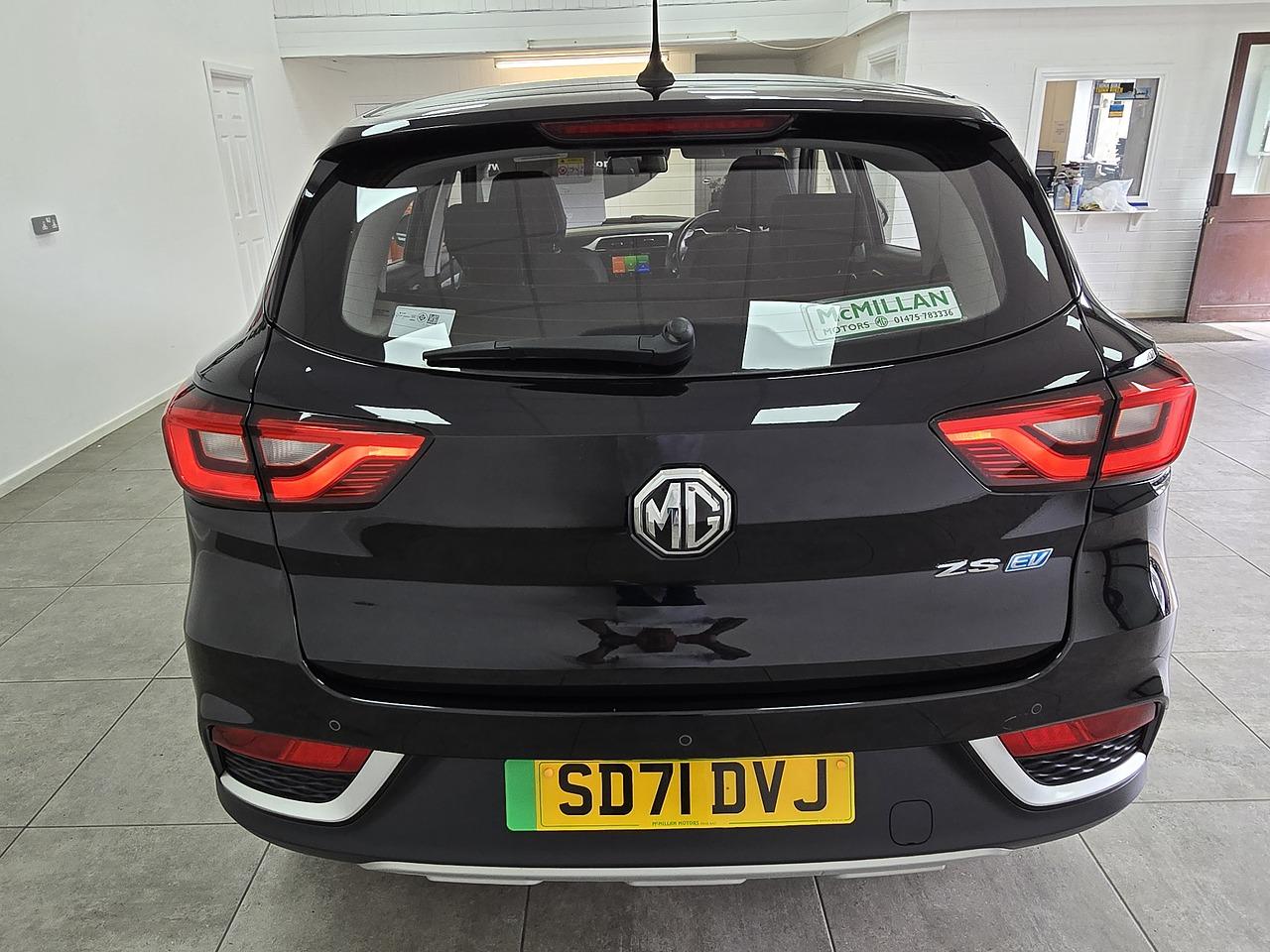 MG ZS