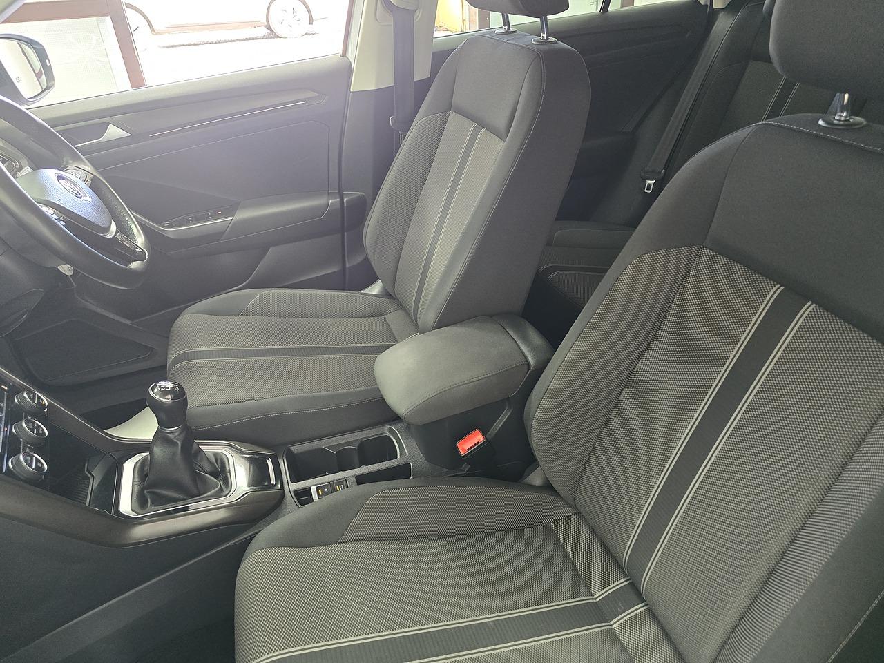 Volkswagen T Roc