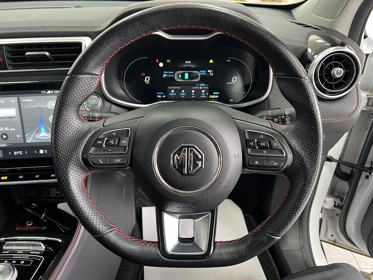 MG ZS