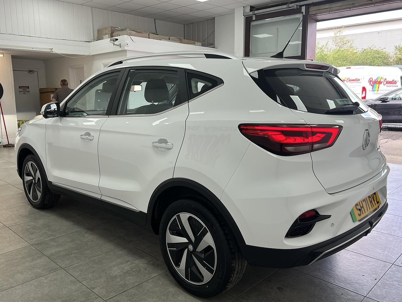 MG ZS