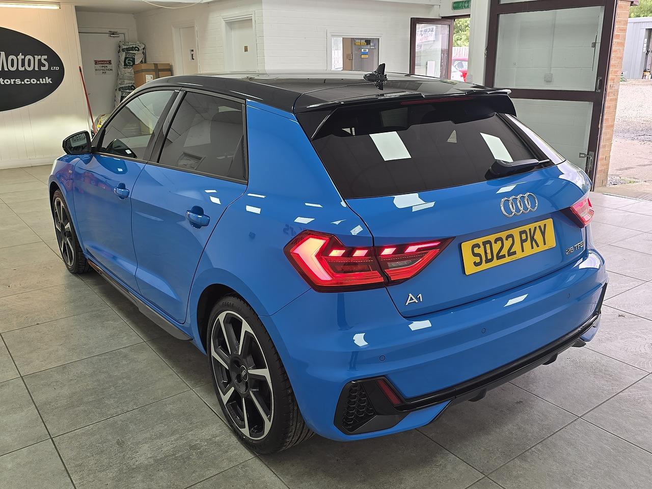 Audi A1