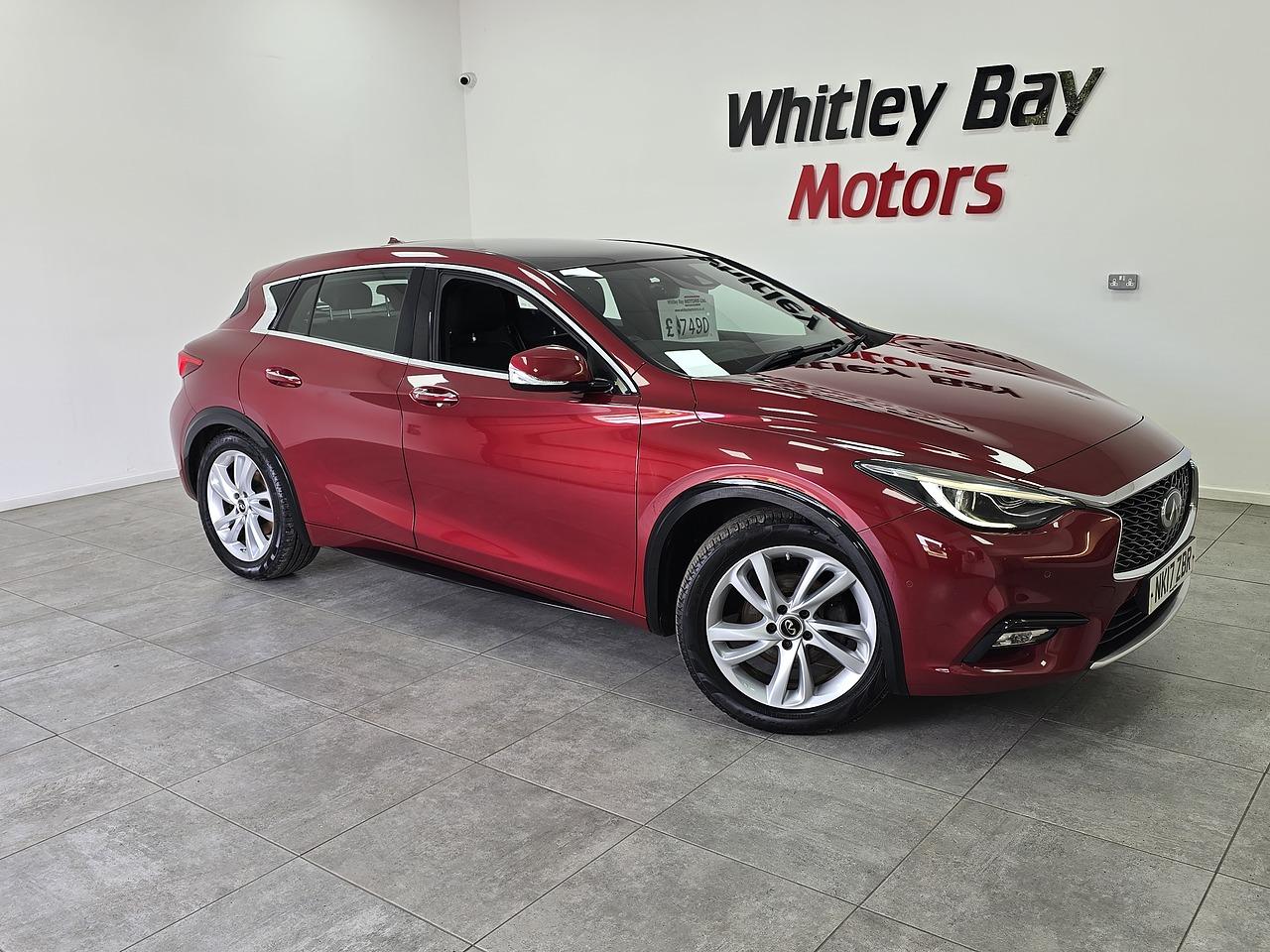 Infiniti Q30