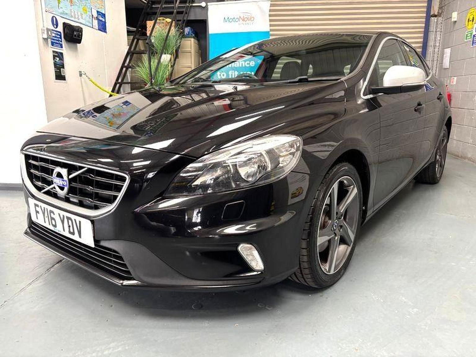 Volvo V40