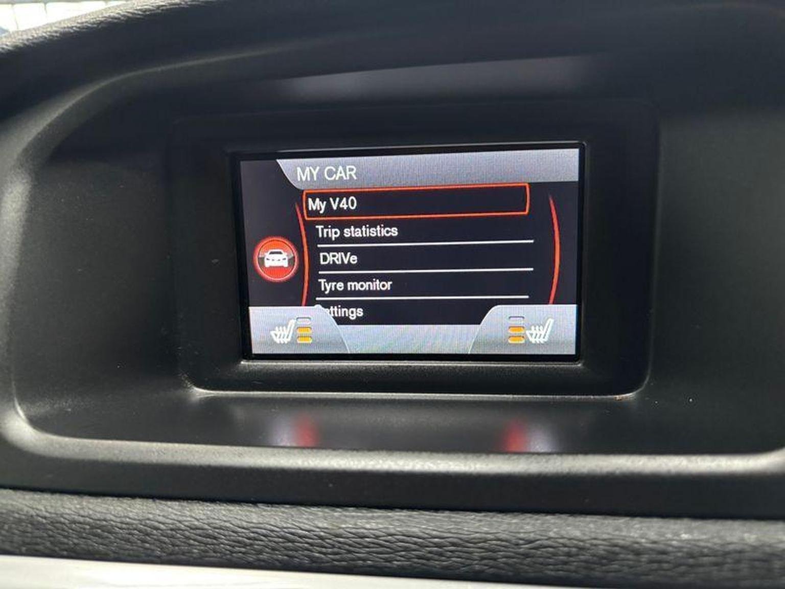 Volvo V40