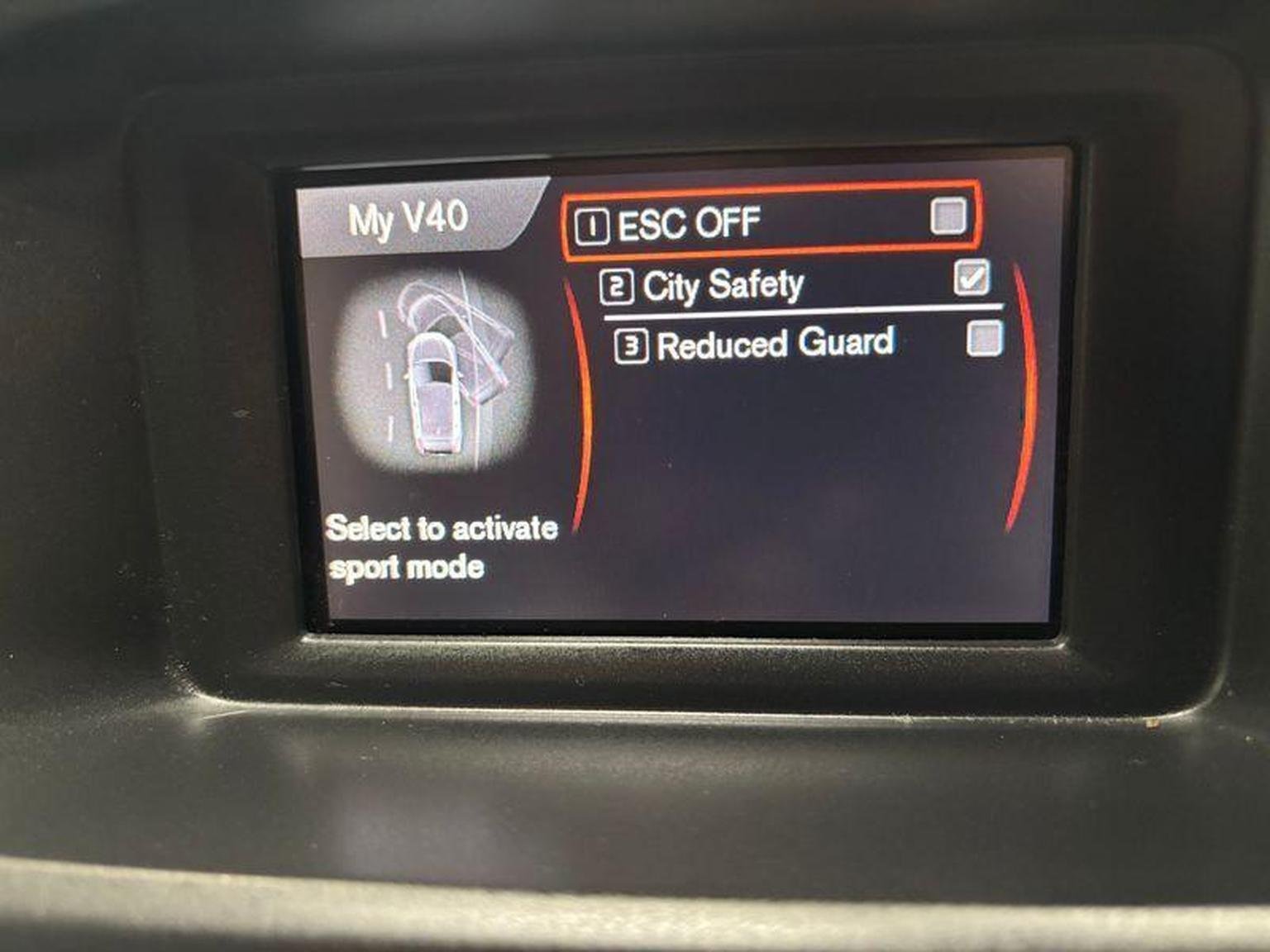 Volvo V40