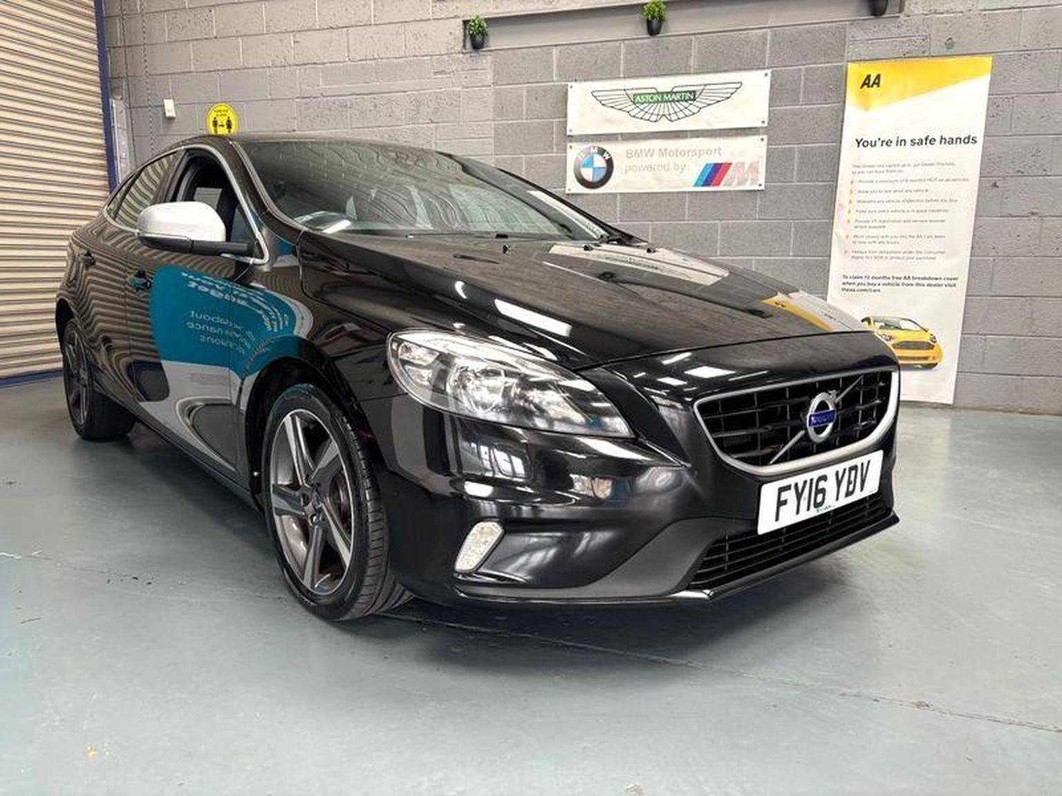 Volvo V40