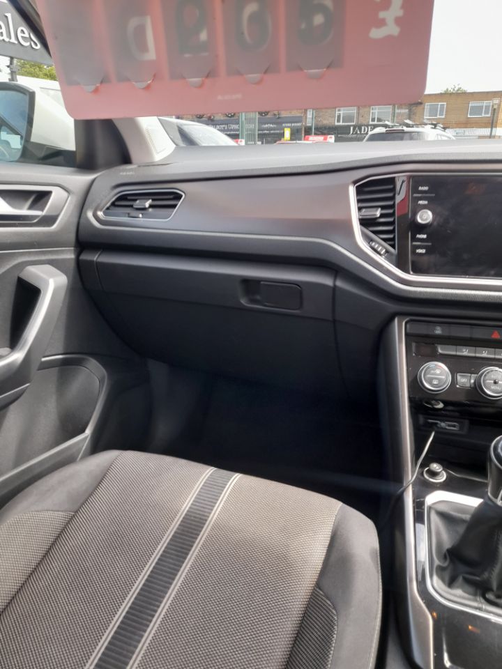 Volkswagen T Roc