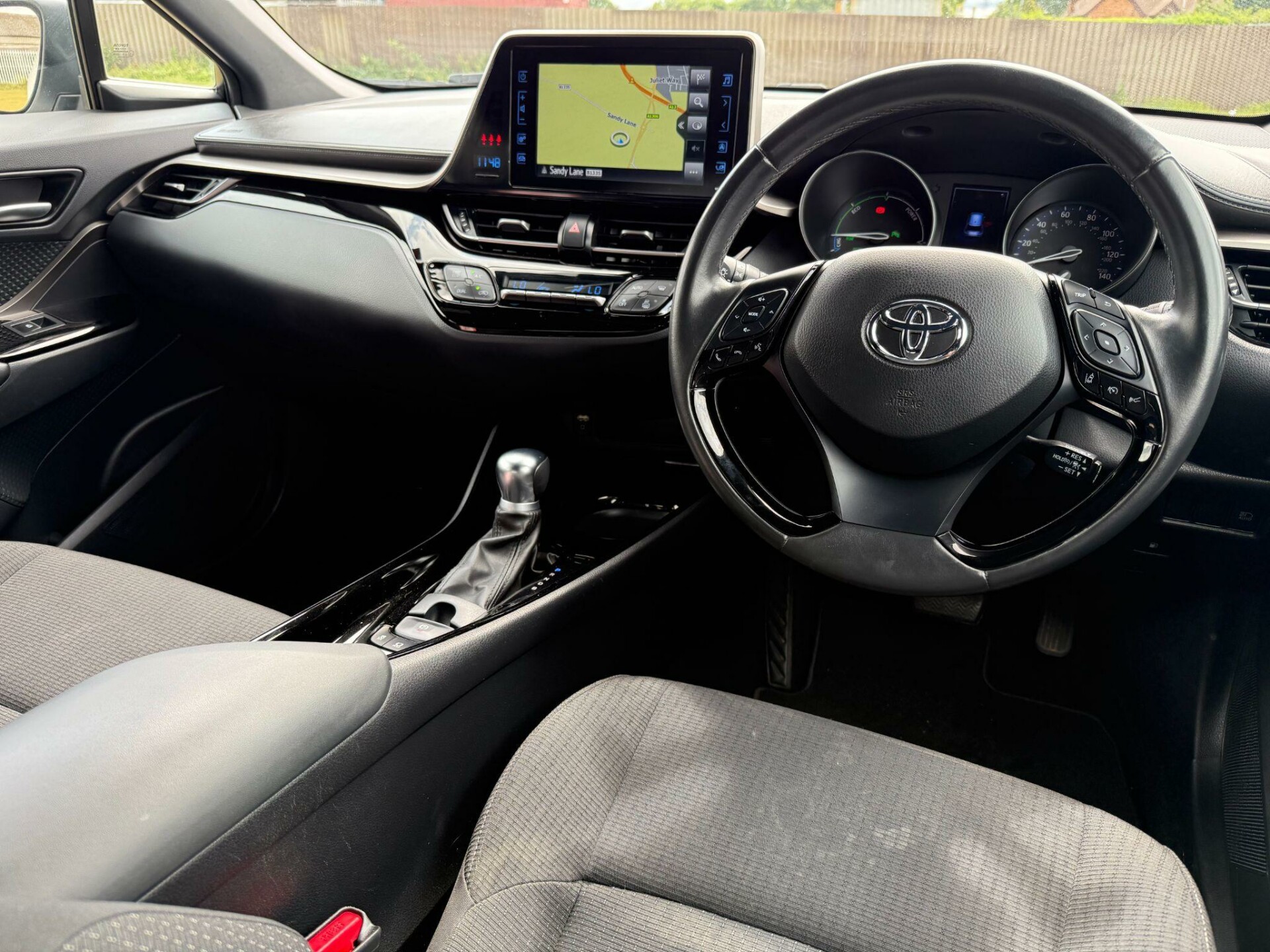 Toyota C HR