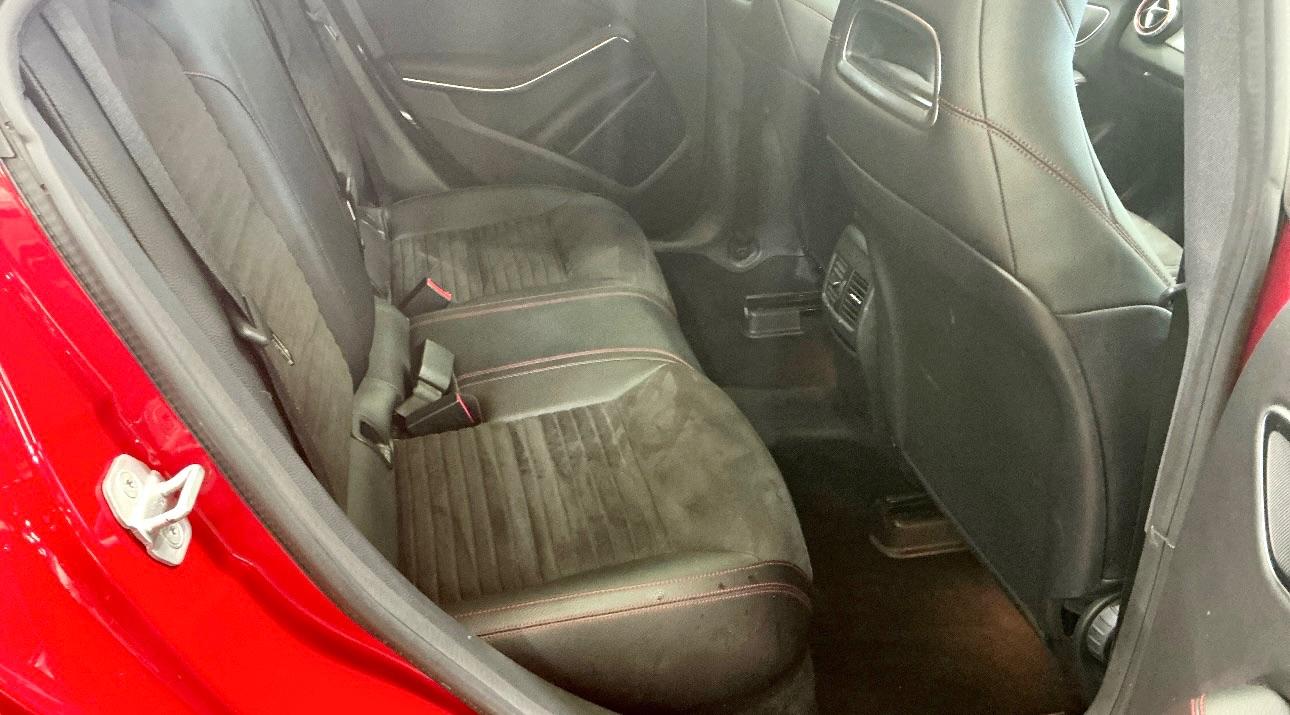 Mercedes Benz CLA