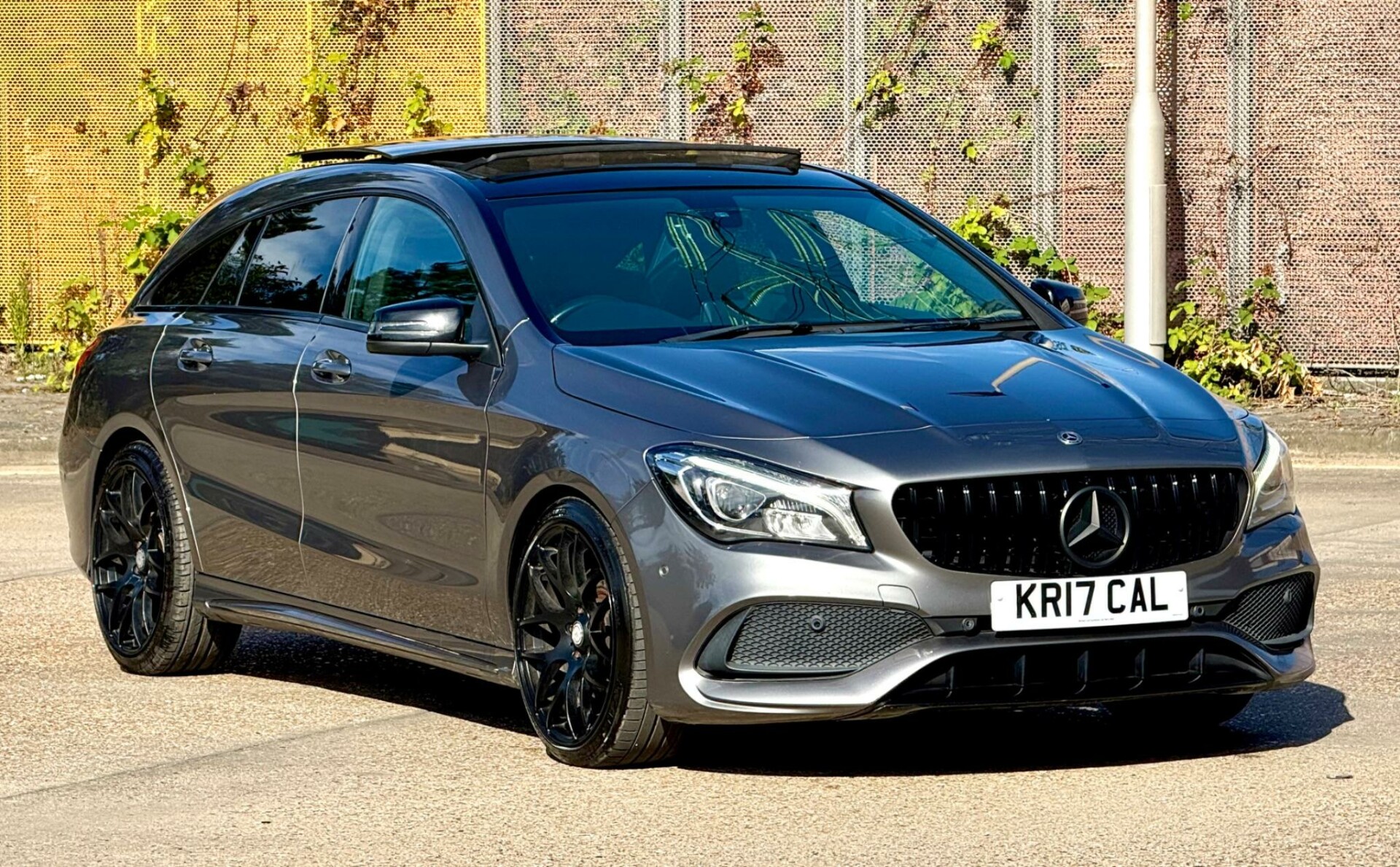 Mercedes Benz CLA