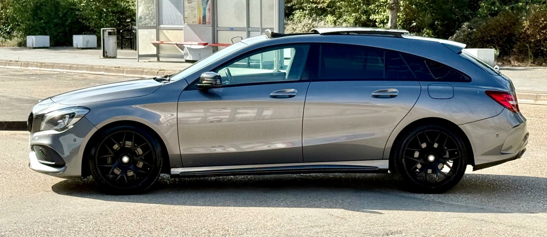 Mercedes Benz CLA