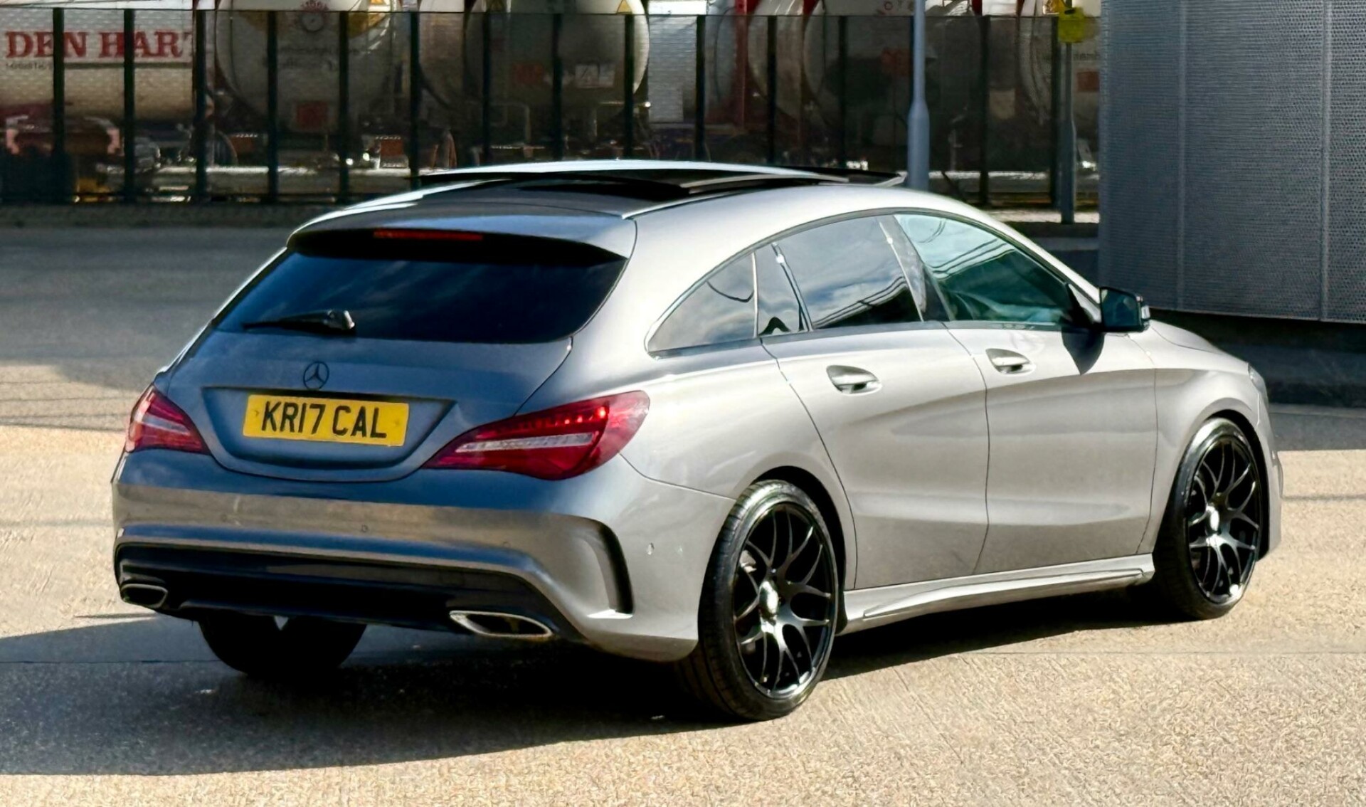 Mercedes Benz CLA