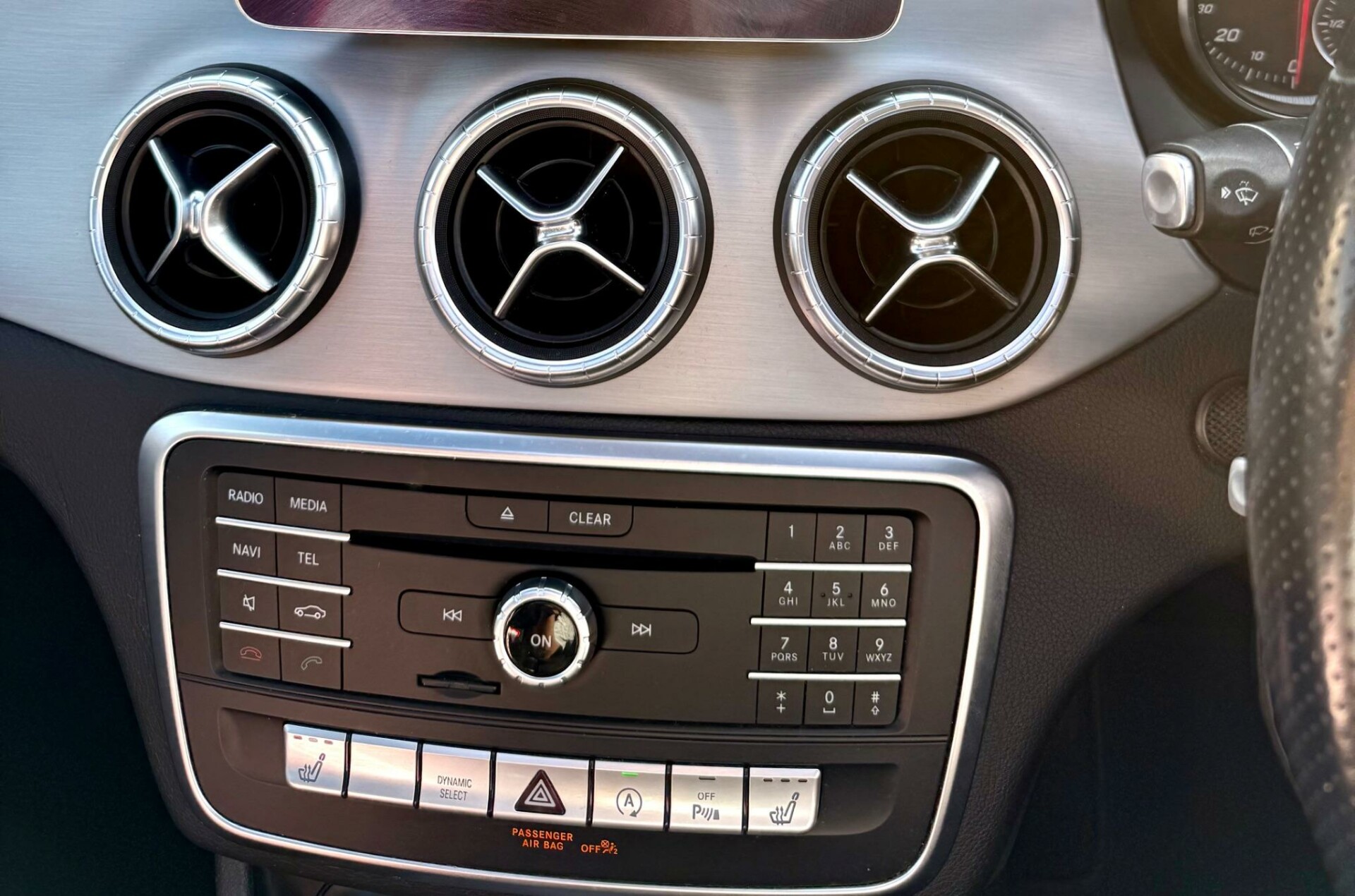 Mercedes Benz CLA