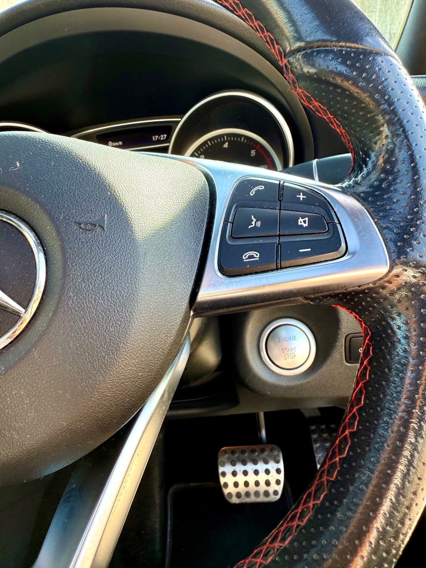 Mercedes Benz CLA