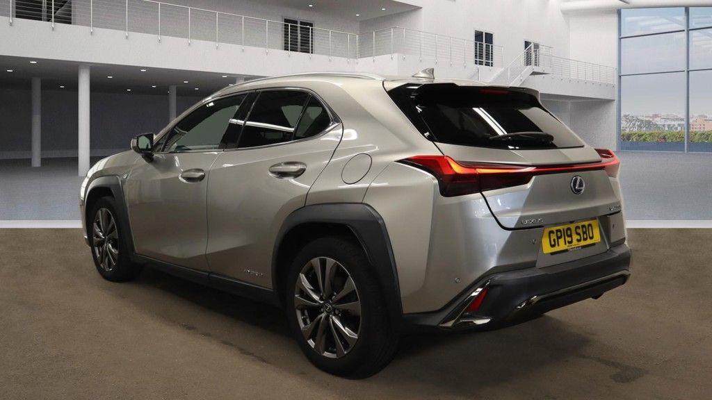 Lexus UX