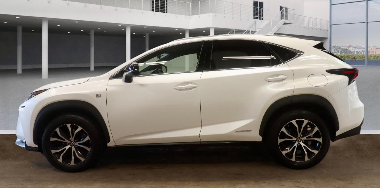 Lexus NX 300h
