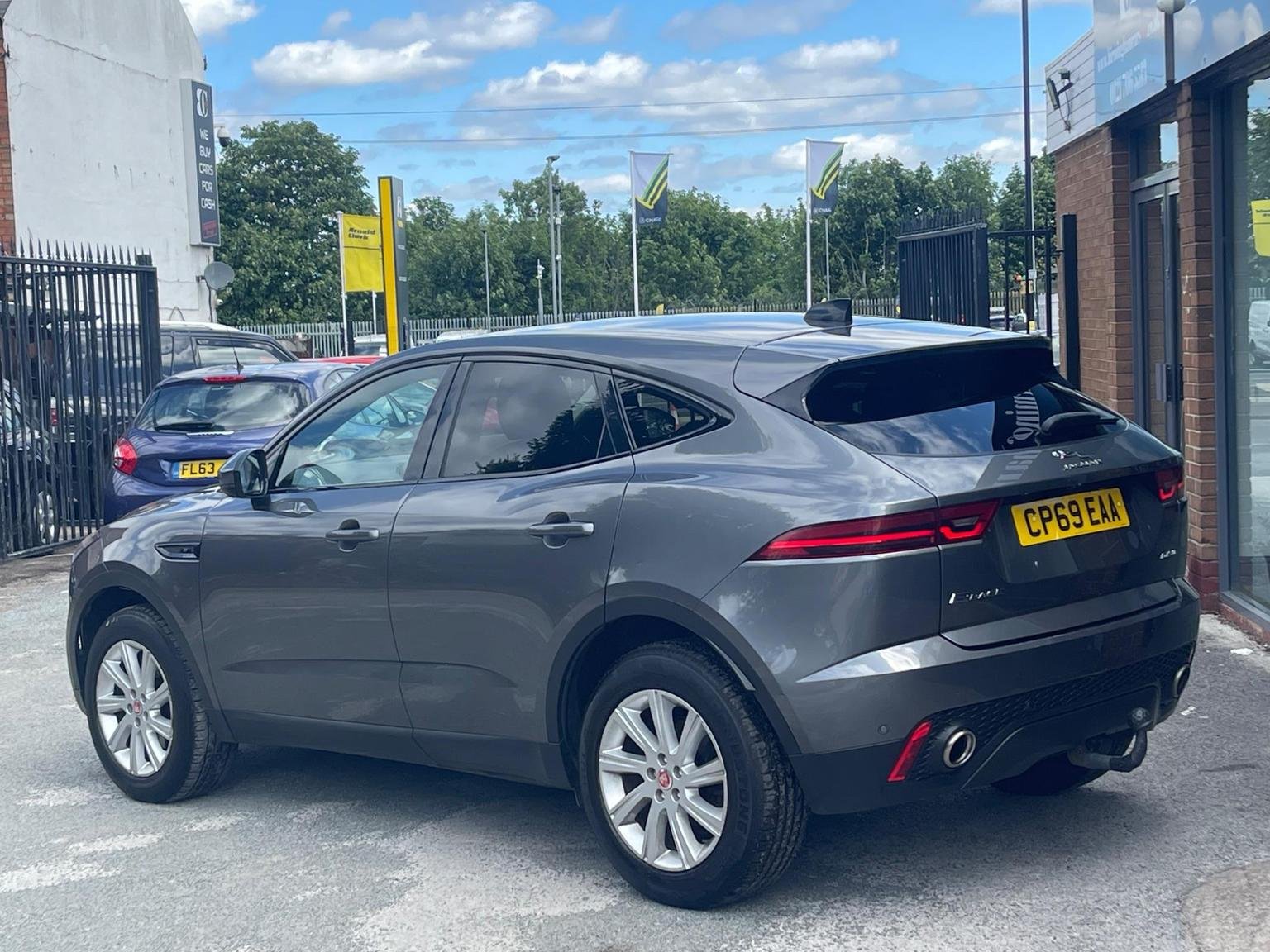 Jaguar E Pace