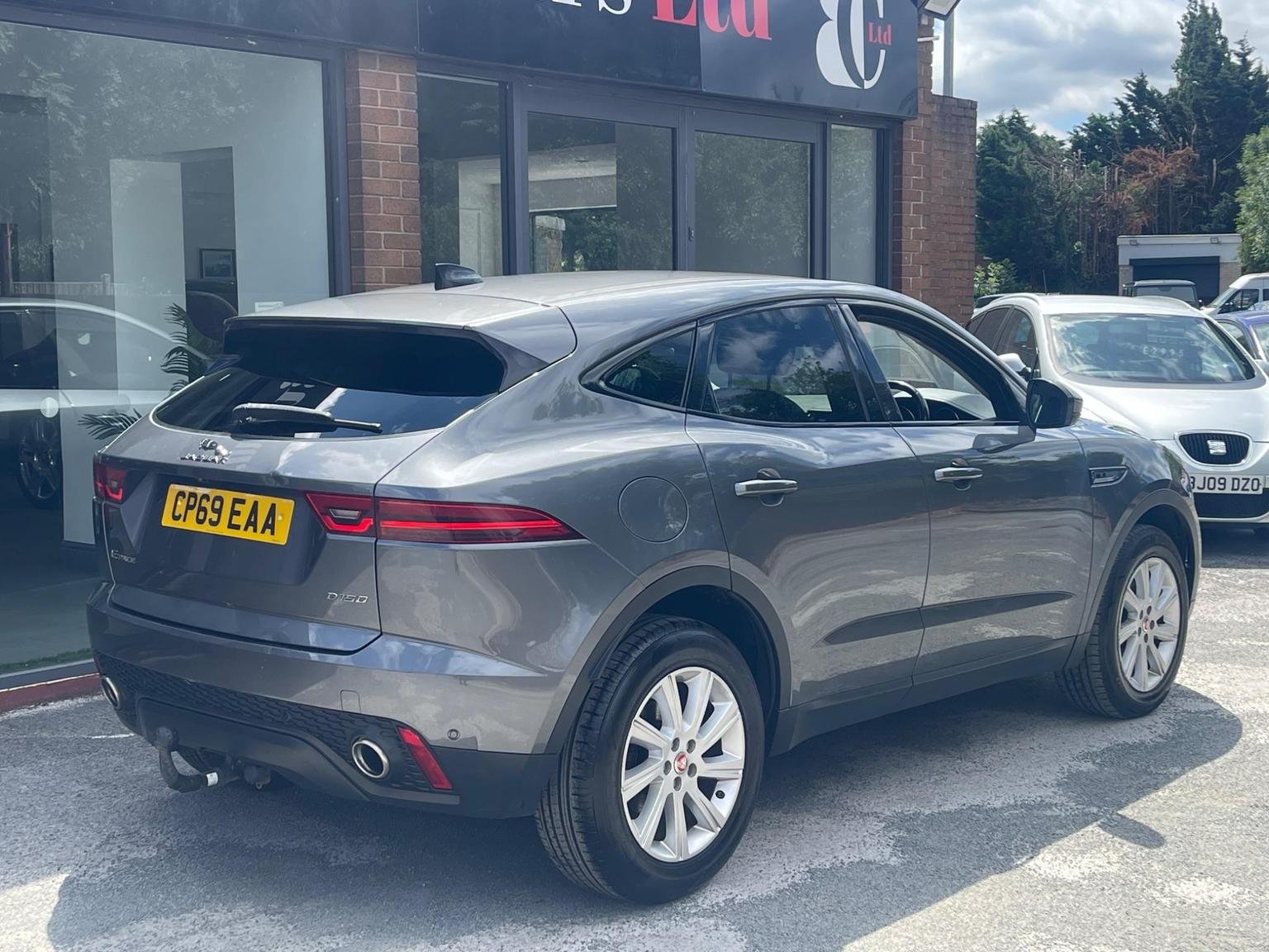 Jaguar E Pace