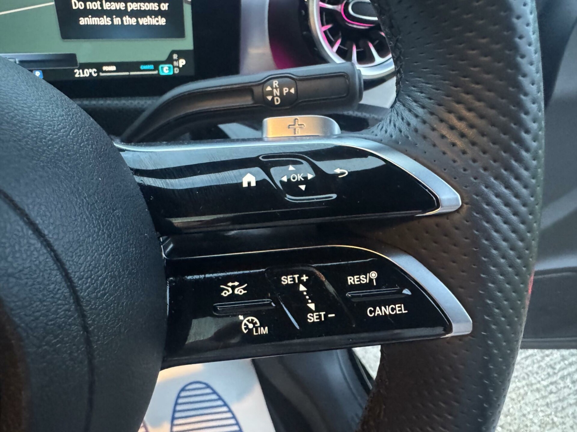 Mercedes Benz CLA