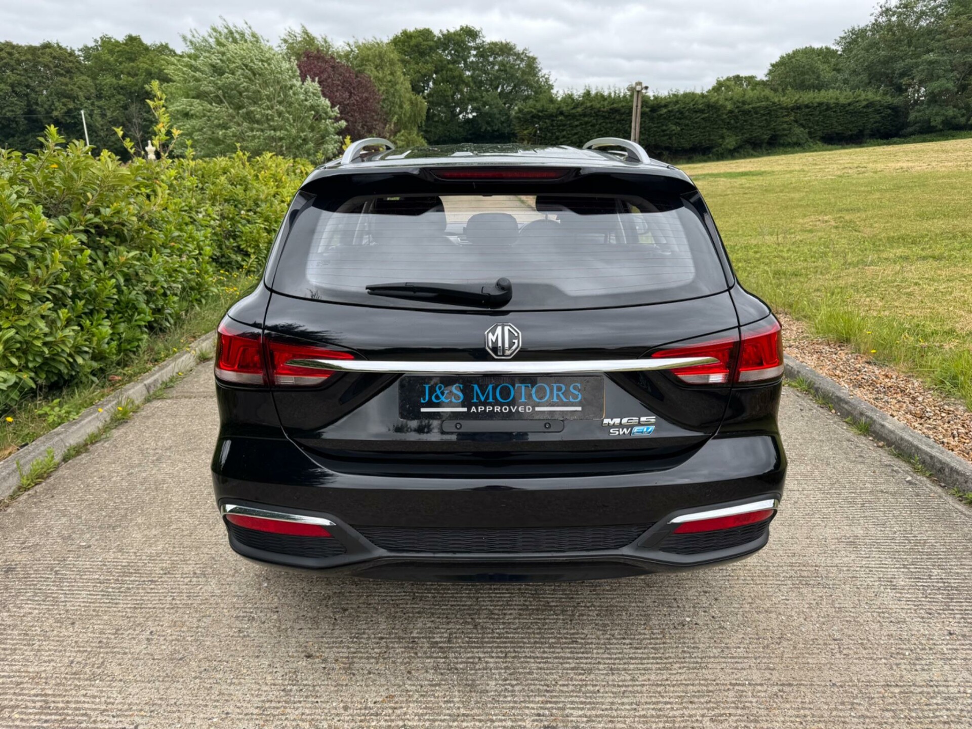 MG 5