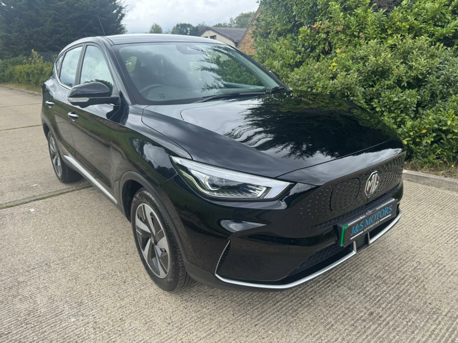 MG ZS