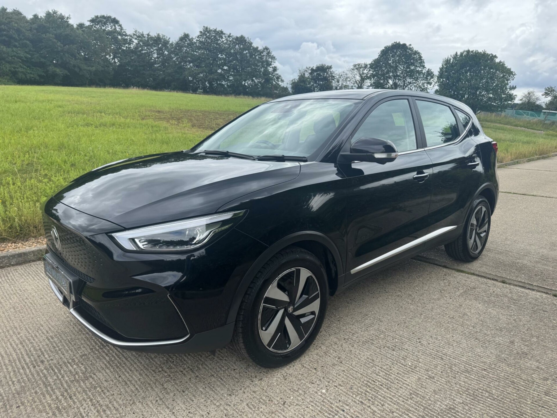MG ZS