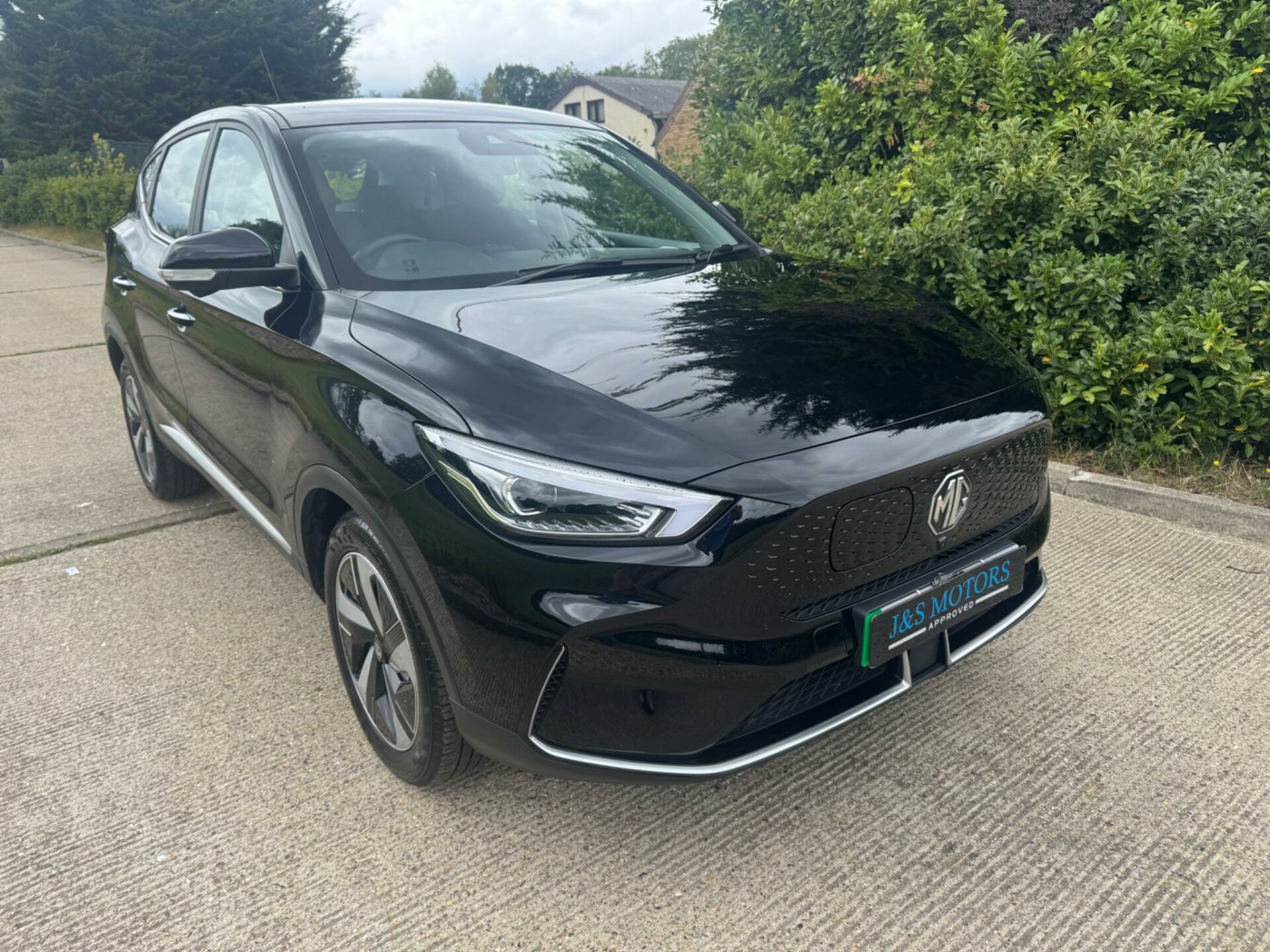MG ZS