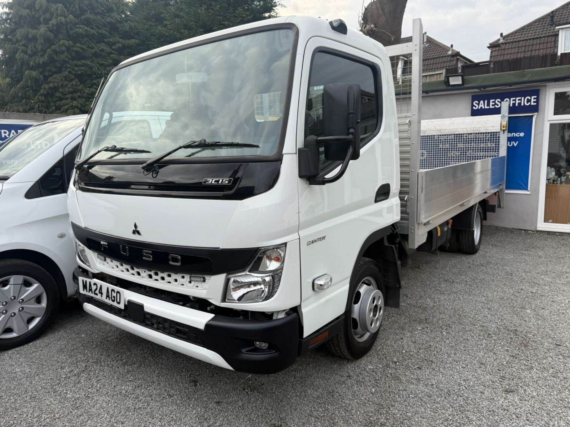 Mitsubishi Canter