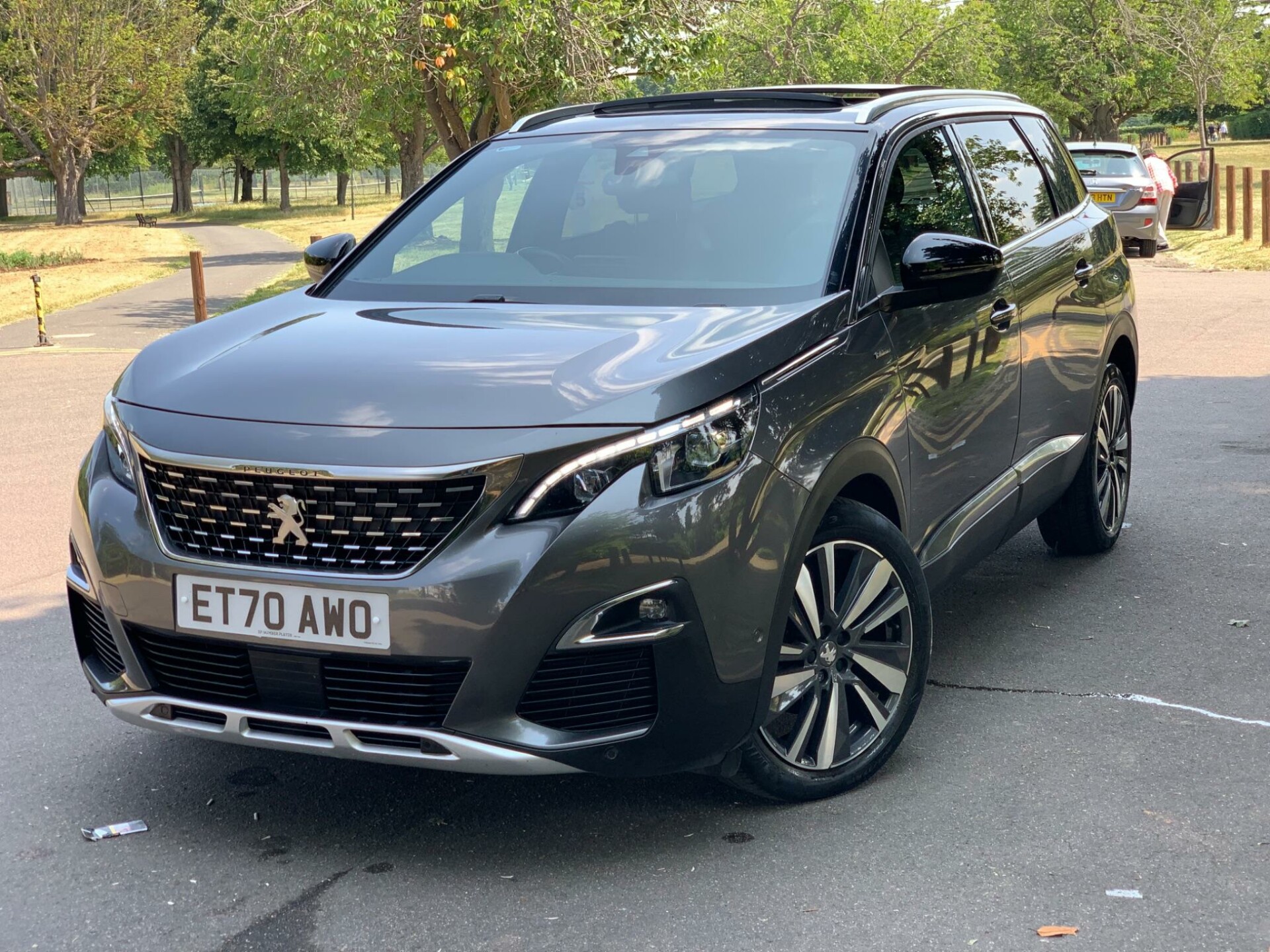 Peugeot 5008