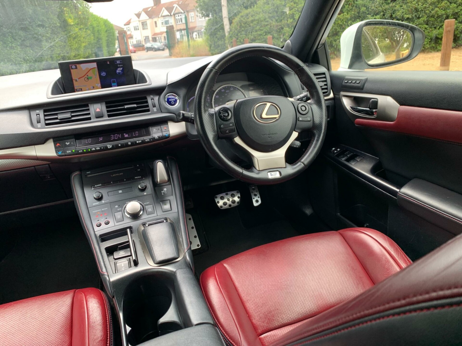 Lexus CT 200h