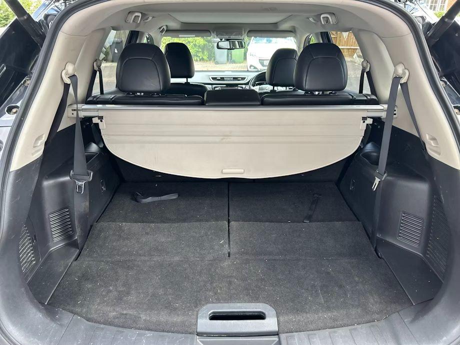 Nissan X Trail