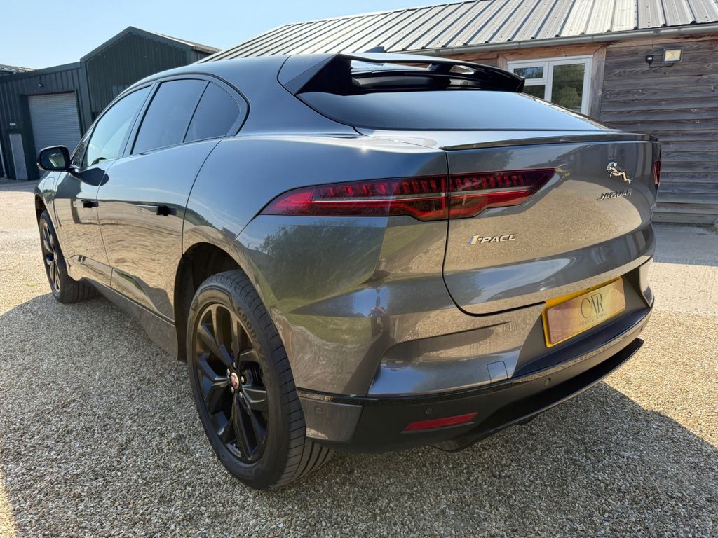 Jaguar I Pace