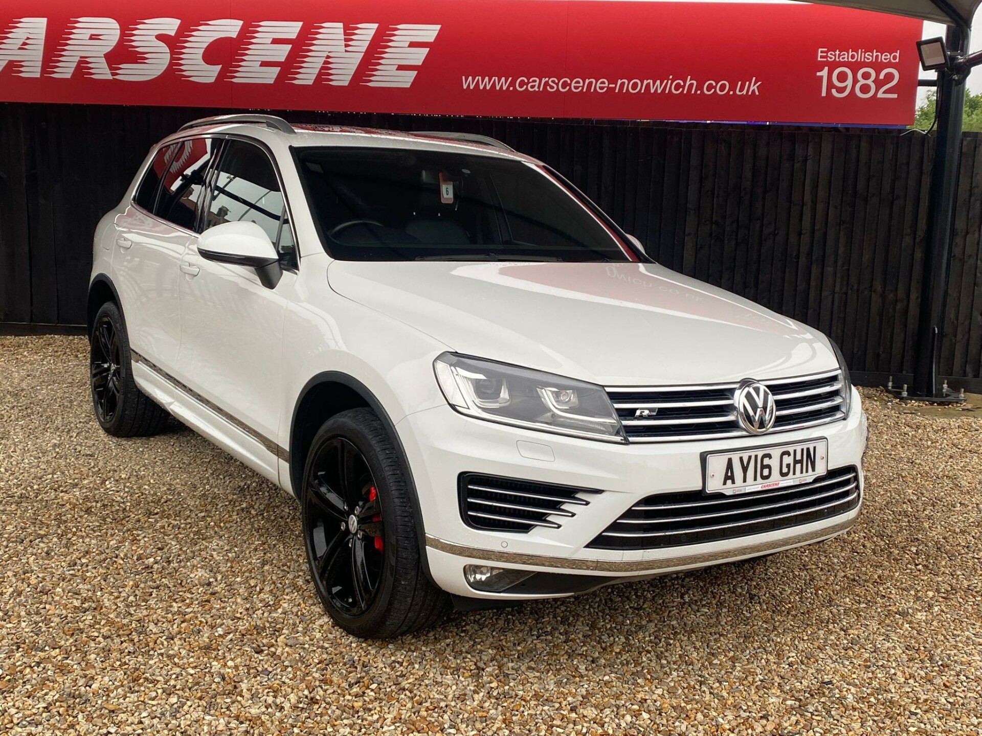 Volkswagen Touareg