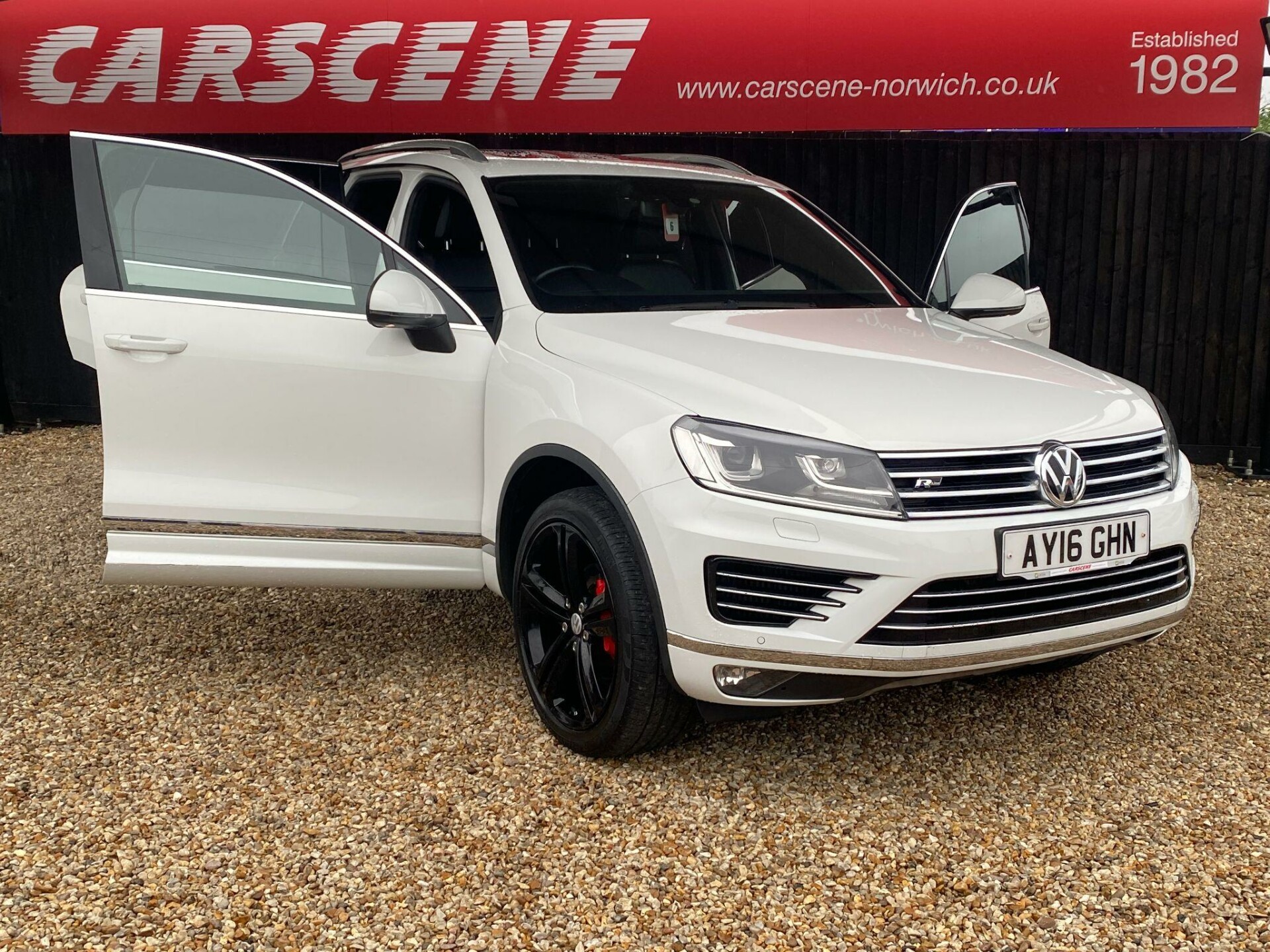 Volkswagen Touareg
