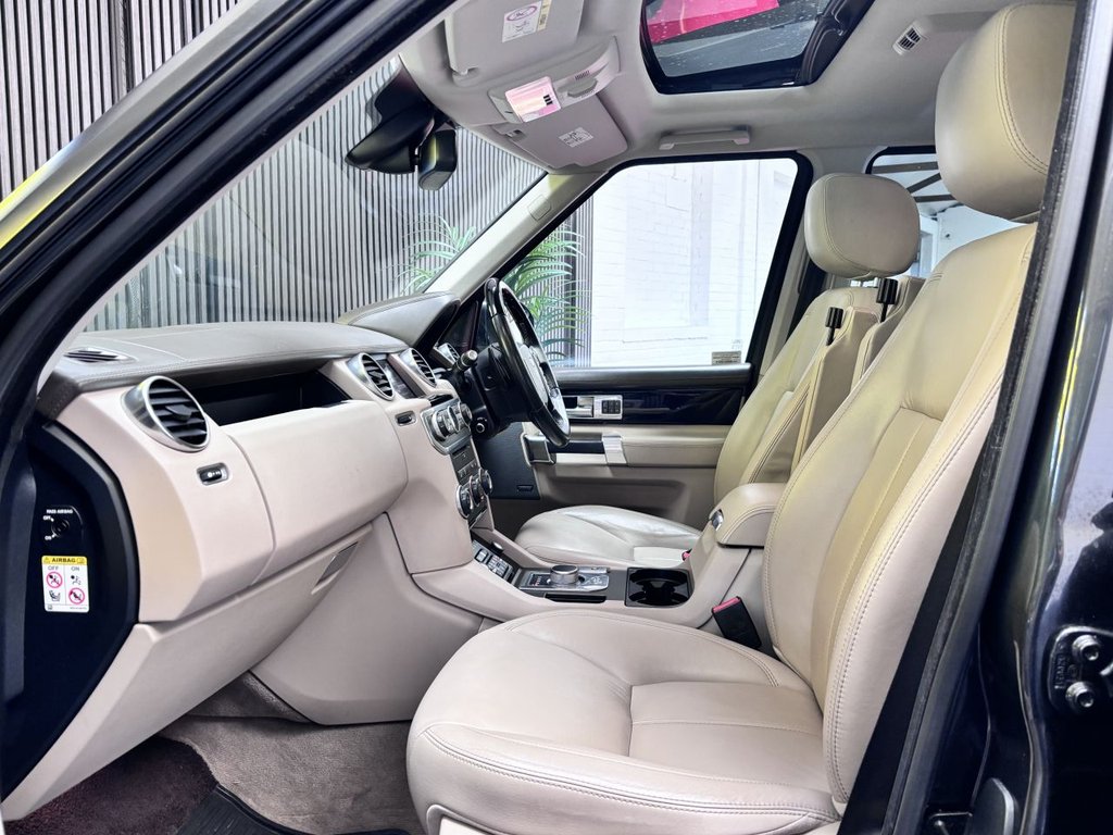 Land Rover Discovery 4