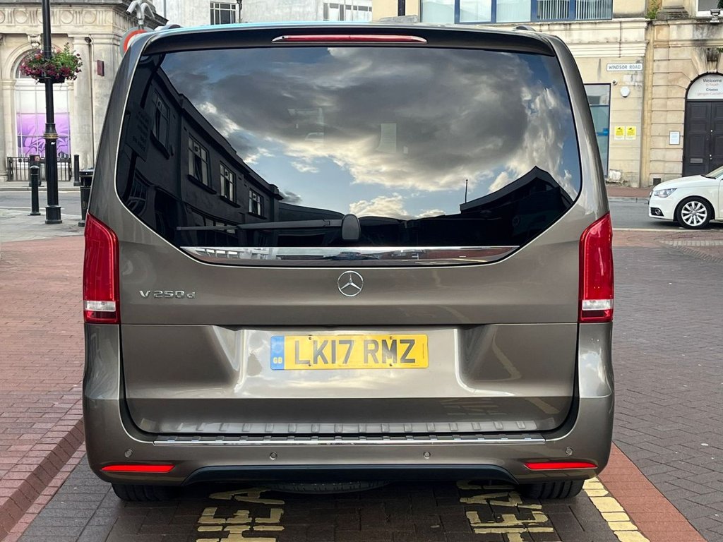 Mercedes Benz V Class