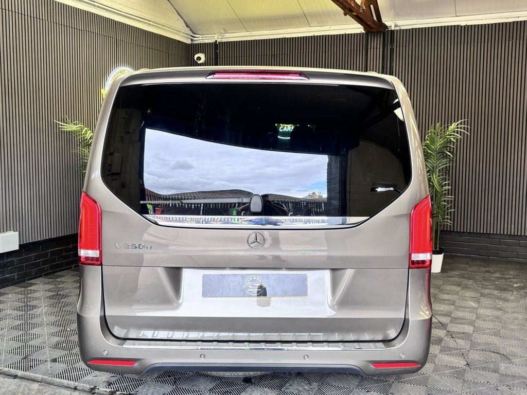 Mercedes Benz V Class