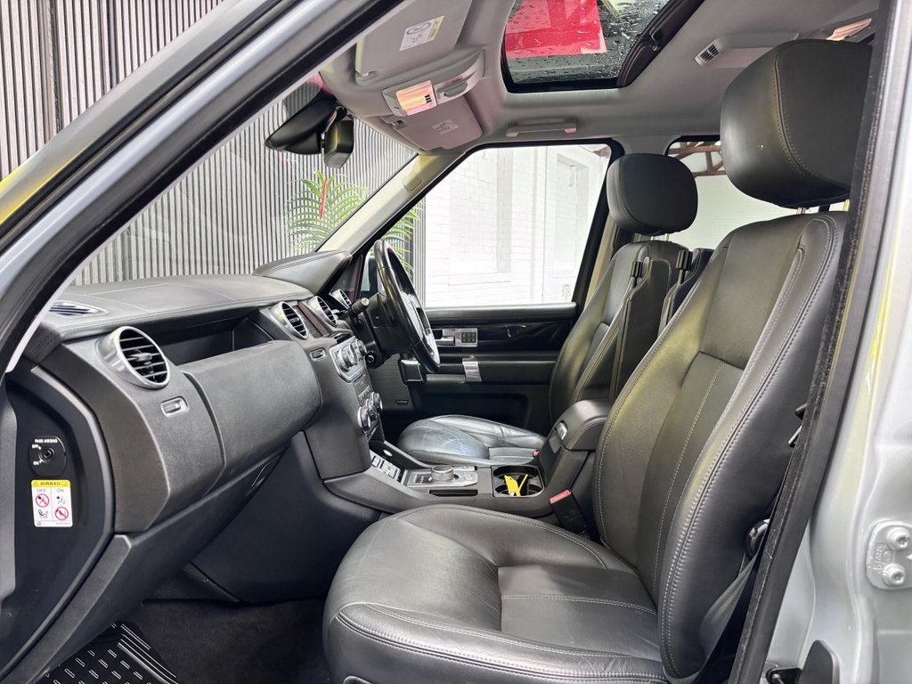 Land Rover Discovery 4