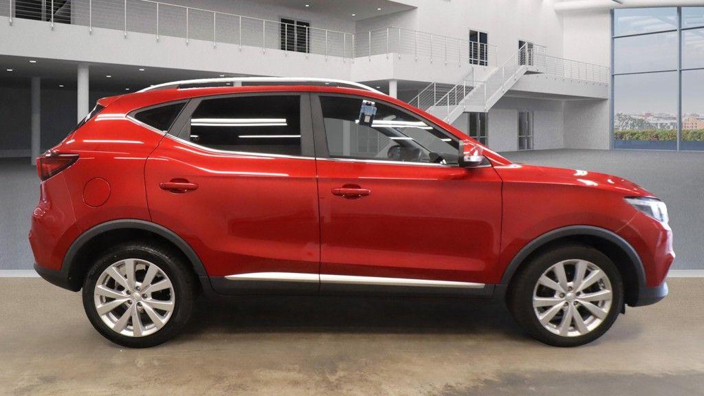 MG ZS