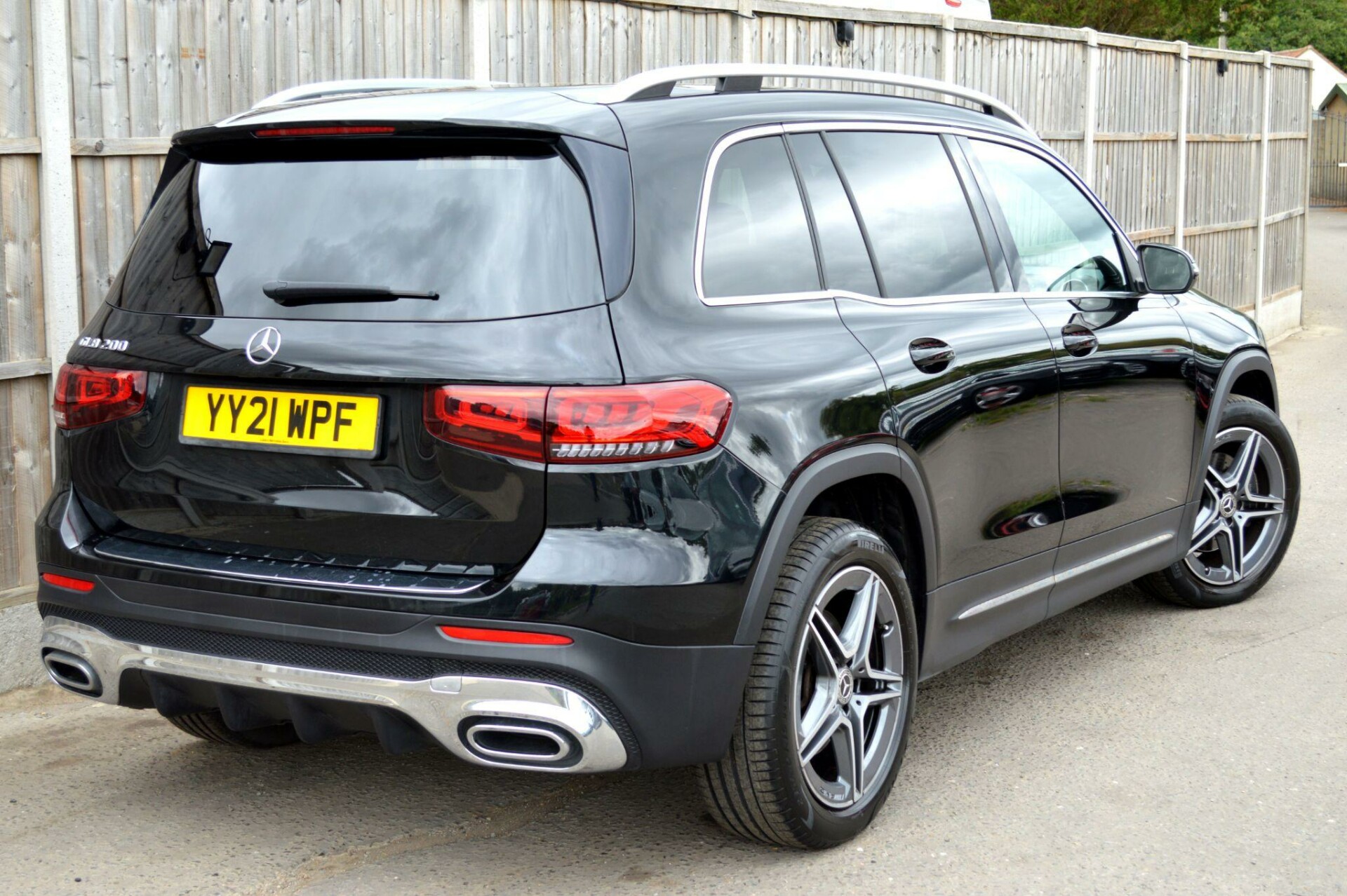 Mercedes Benz Glb