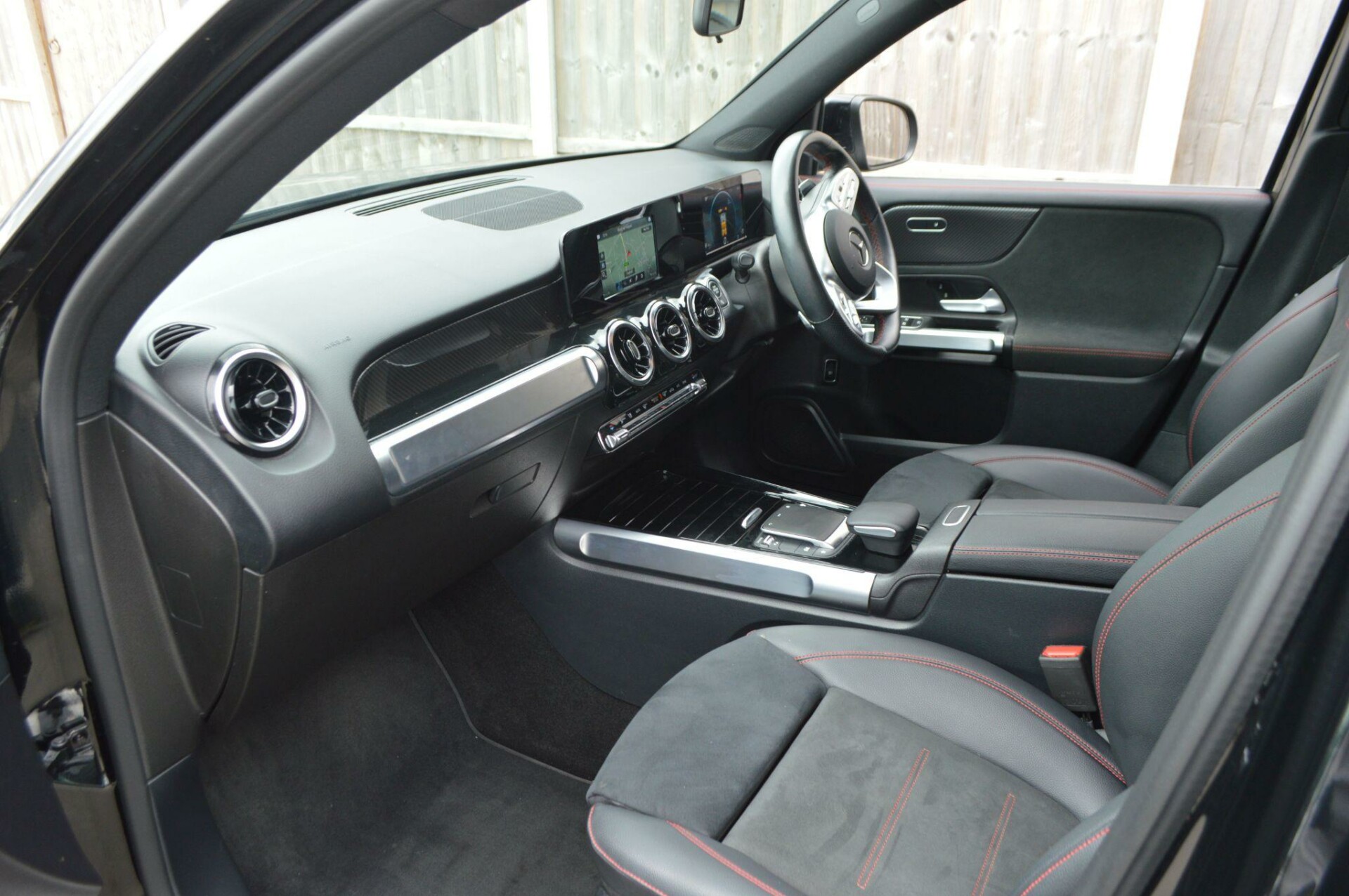 Mercedes Benz Glb