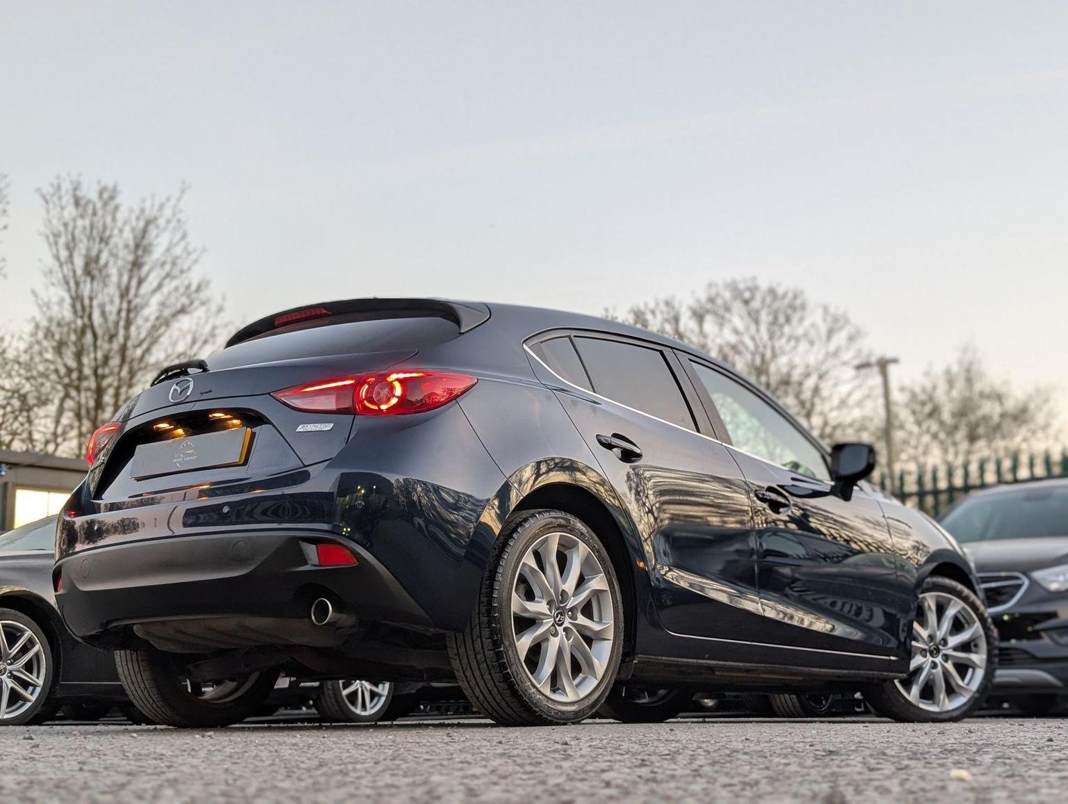 Mazda 3