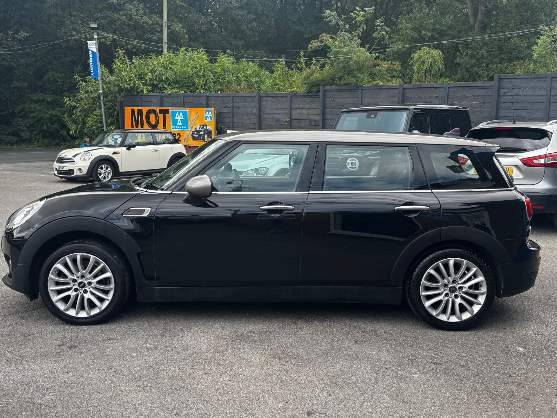 MINI Clubman