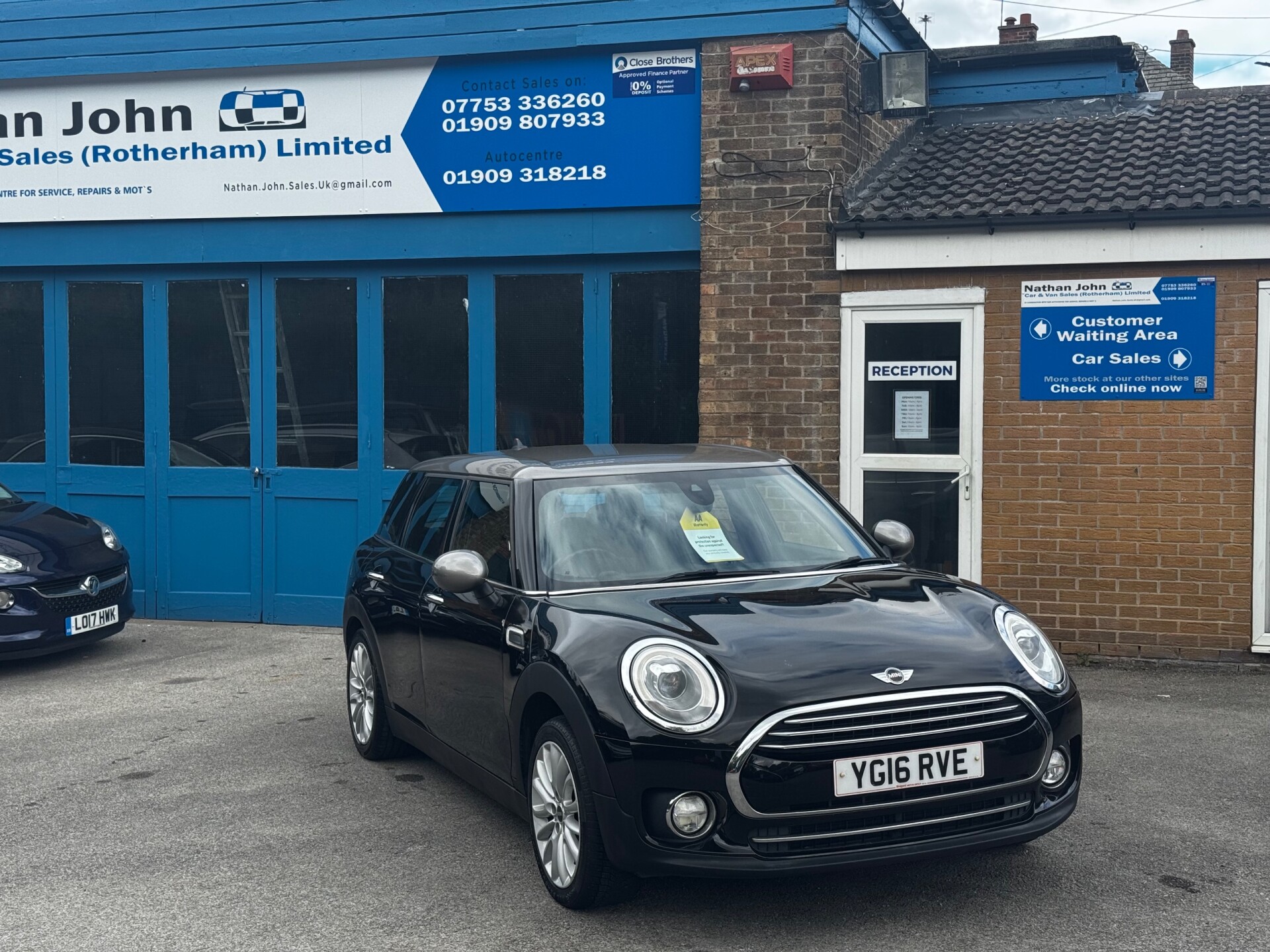 MINI Clubman