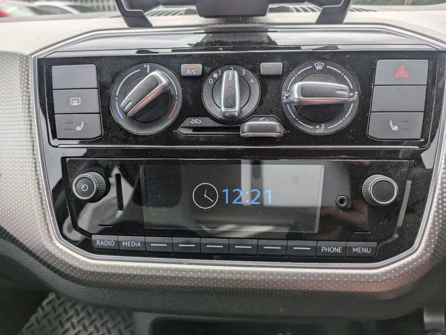 Volkswagen UP